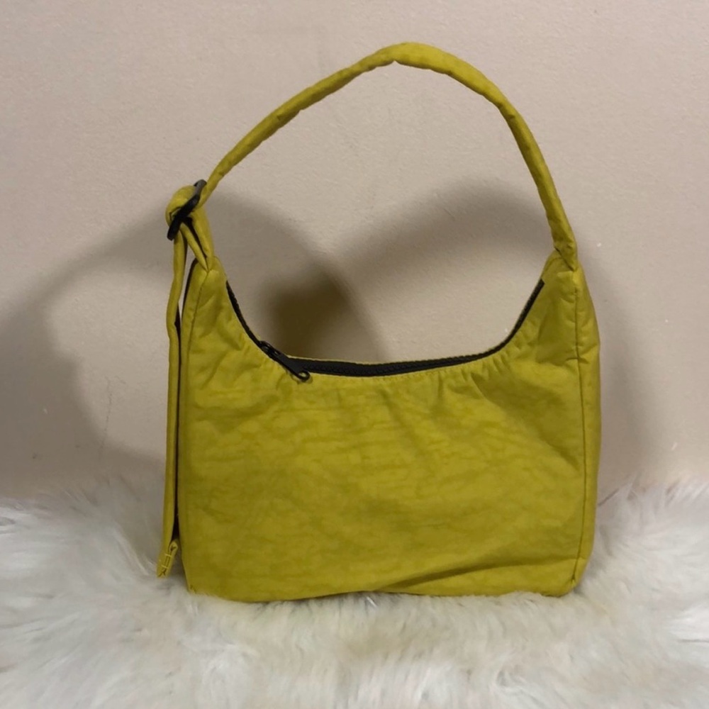 BAGGU Mini Nylon Shoulder Bag in SOUR - Picture 5 of 6